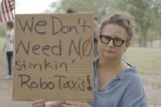 南漳特斯拉在得州奥斯汀遭遇抗议活动：反对马斯克Robotaxi计划